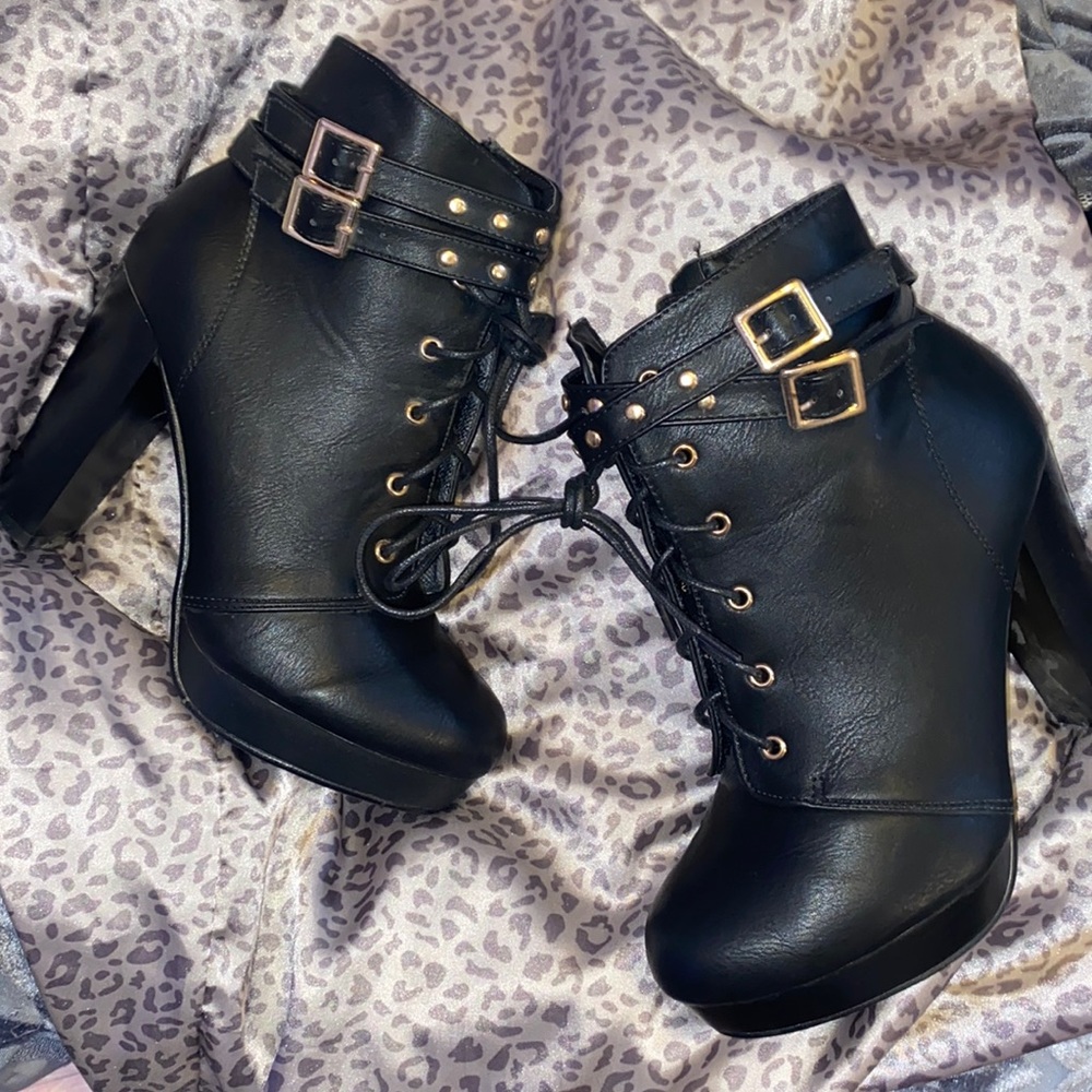 Cute heel booties
